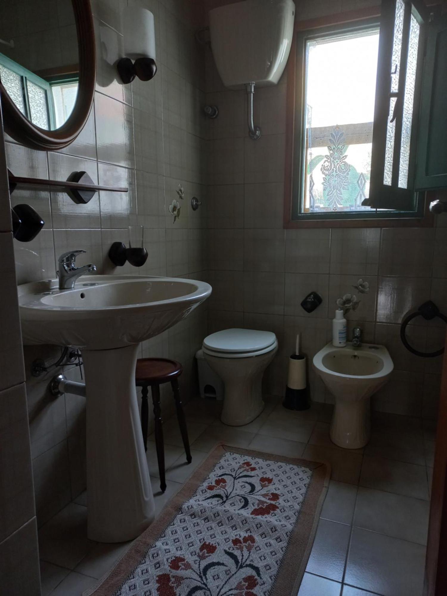 Is Brebus Hotel Villamassargia Kültér fotó